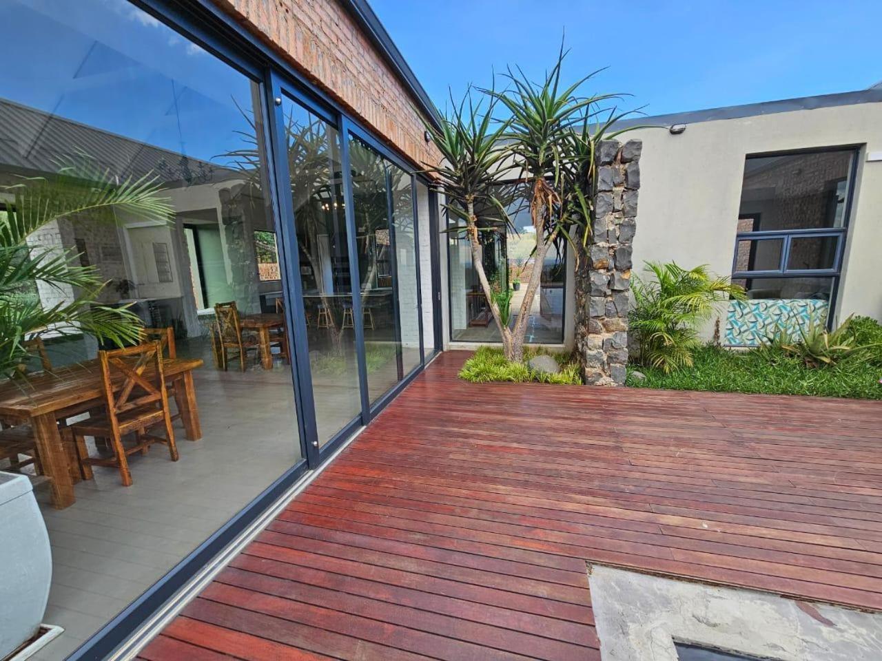 Hilltop House Ladysmith Exterior foto